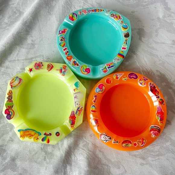 Lisa Frank Inspired Resin Ashtray - Picture 5 of 9